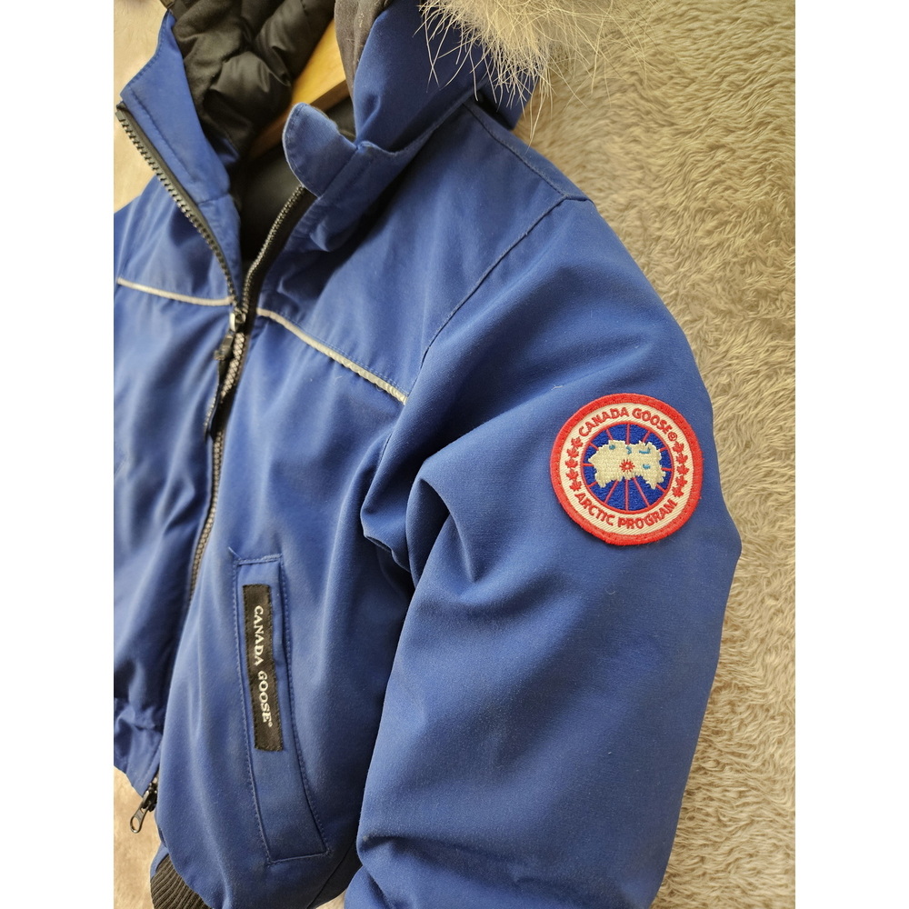 Canada Goose Kids Grizzly Bomber Jacket Removable Fur-trimmed Hood and Reflectiv - Picture 2 of 10